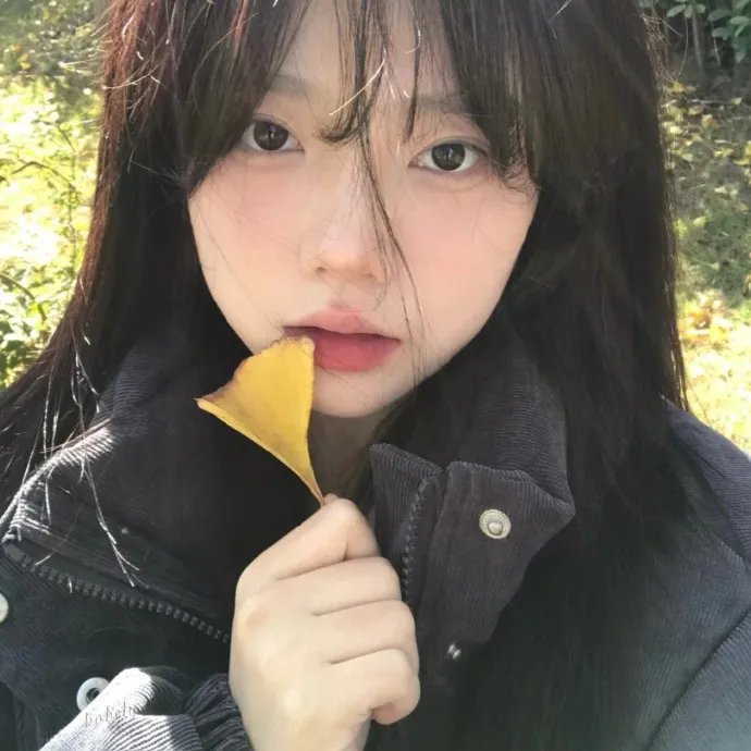 那女孩真帅